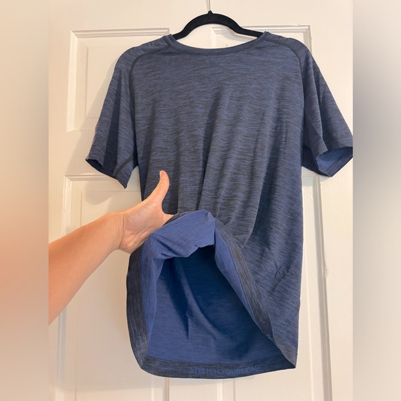Lululemon Men’s Metal Vent Tech Short Sleeve Performance Shirt in blue - M - Picture 5 of 10